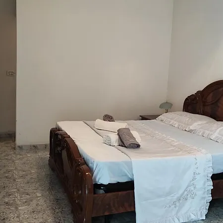 Apartament *