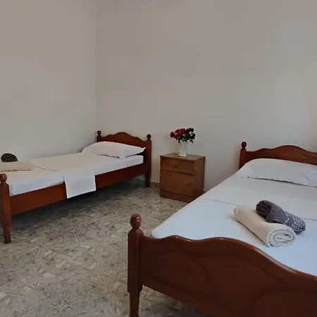 Apartament *